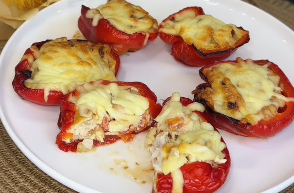 Ardei Umpluți cu Piept de Pui și Cașcaval