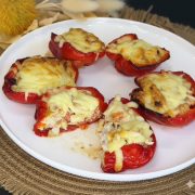 Ardei Umpluți cu Piept de Pui și Cașcaval