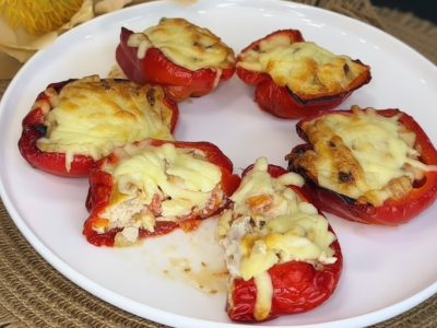 Ardei Umpluți cu Piept de Pui și Cașcaval