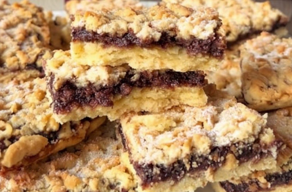 Prăjitură cu Aluat Răzuit și Gem de Prune