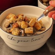 Supa-Cremă de Ciuperci și Pui